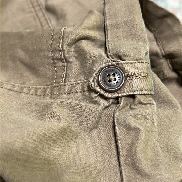 Magellan Outdoors Brown Women’s Shorts (Sz 6) - Picture 9 of 12